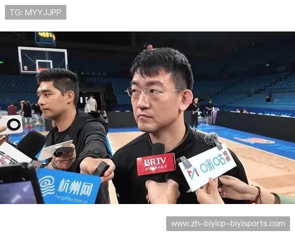 被误称为足球裁判的CBA裁判员资料曝光