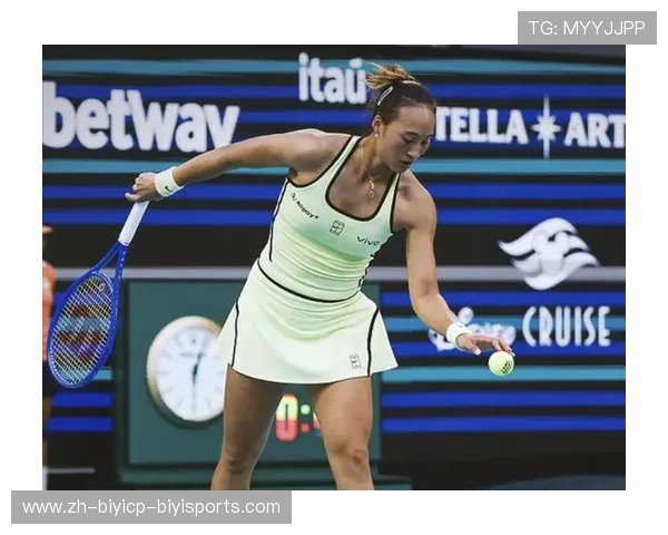 郑钦文硬地赛场再遇萨巴伦卡七连败背后致命短板成突破关键